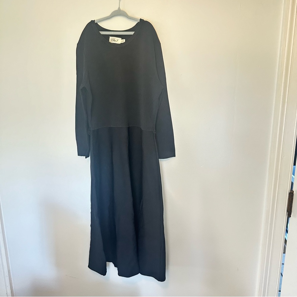 Eliza J Black Long Sleeve Knit Midi Dress Crewneck Size Large